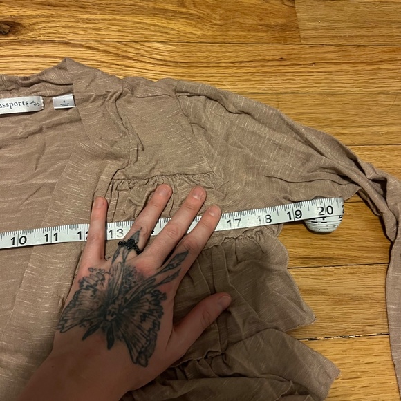 Tan casual boho ruffle cardigan - Picture 5 of 6